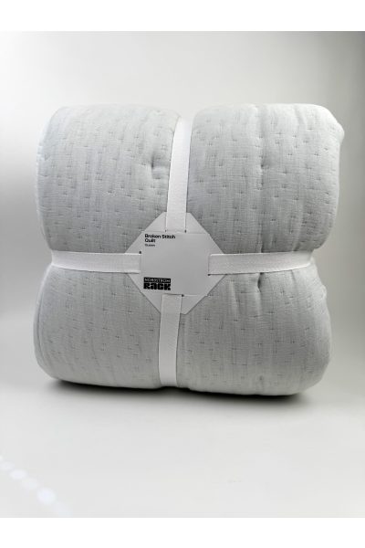 Dashed Stitch Quilt and 2 Pillow Shams