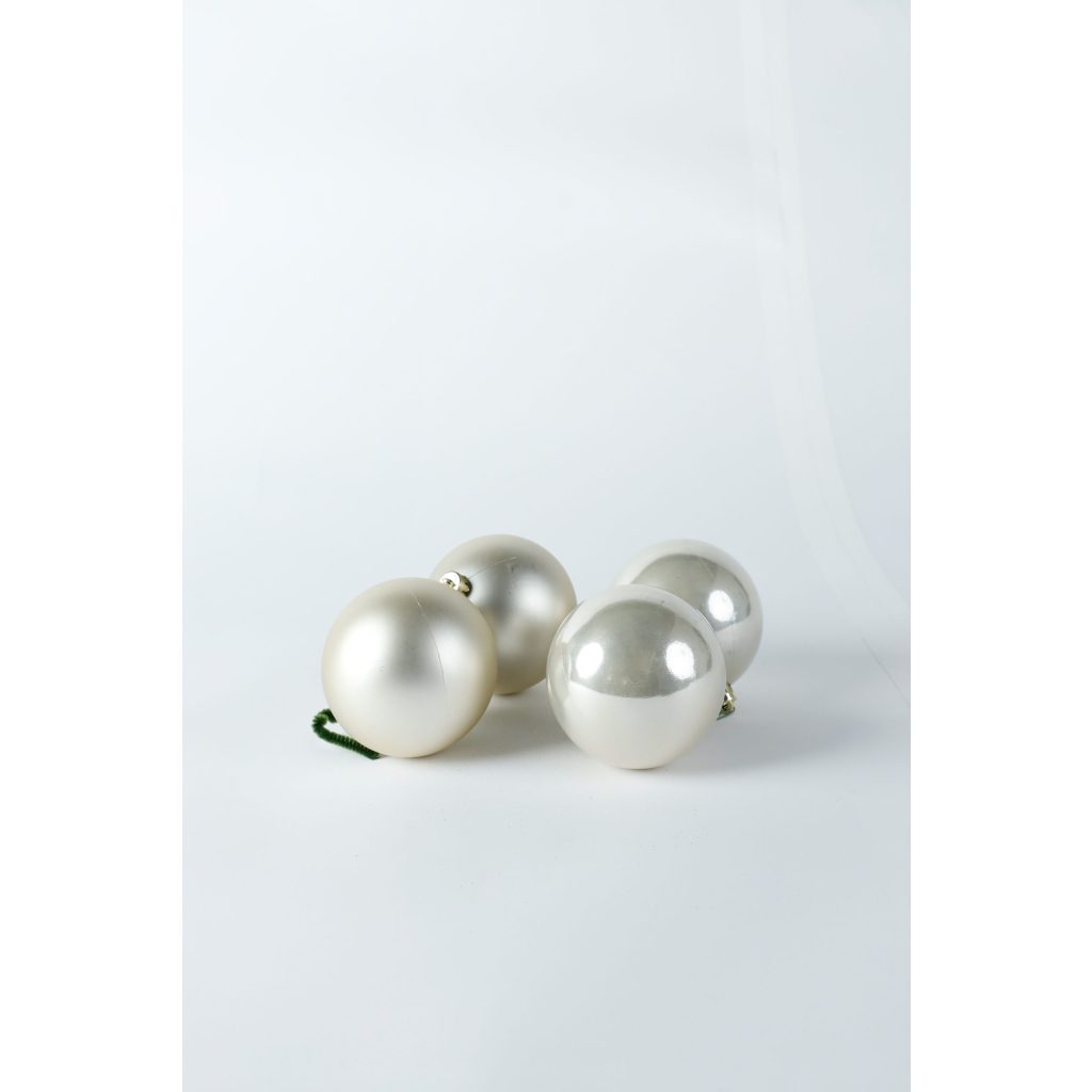 White Pearl Plastic Ornaments