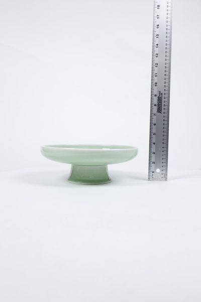 Green Cake Stand