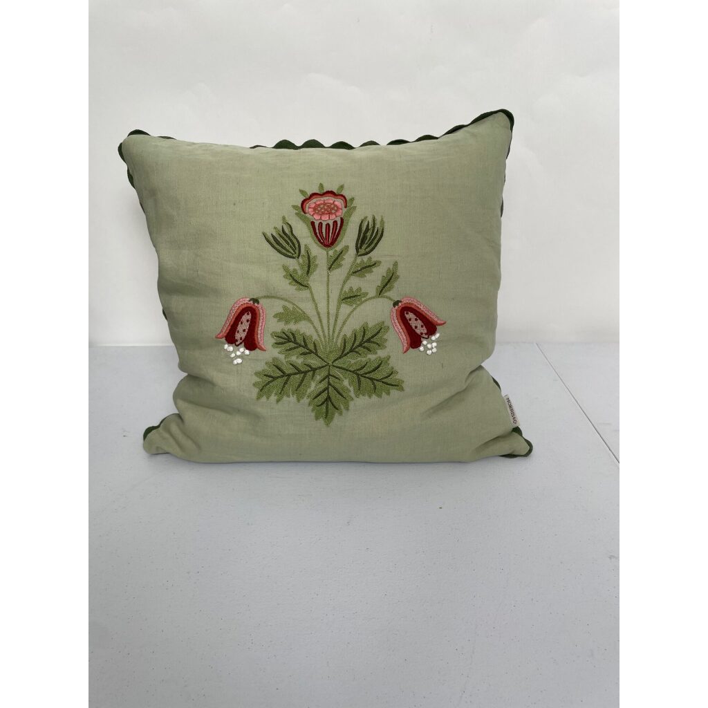 Morris & Co Rose Cushion Bough’s Green/Rose