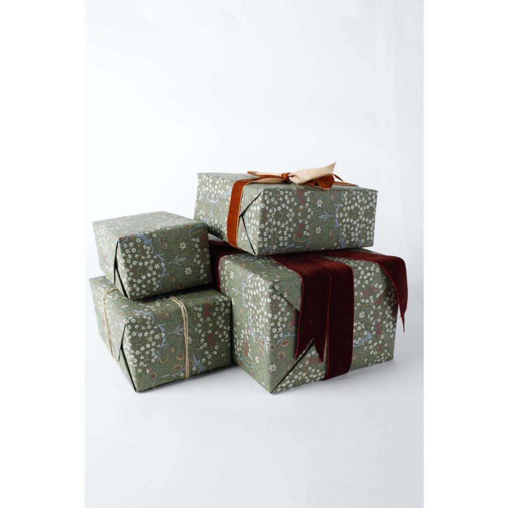 Green Floral Presents
