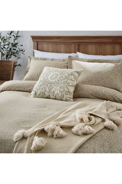 Morris & Co x Luxe Tapi Pure Acorn Jacquard King Duve Cover